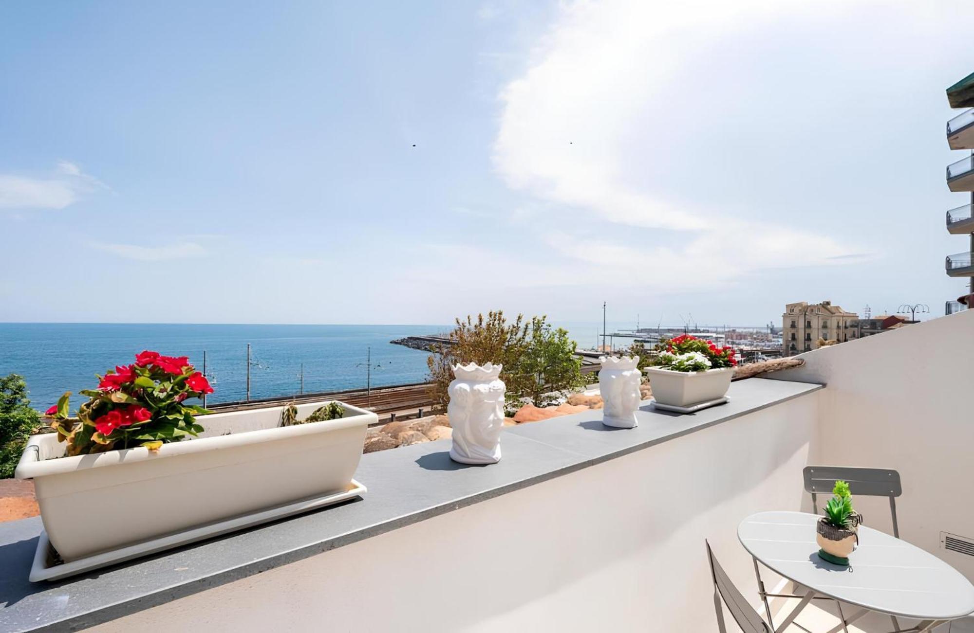 Mare Damuri Con Terrazza Vista Mare Apartment Catania Luaran gambar